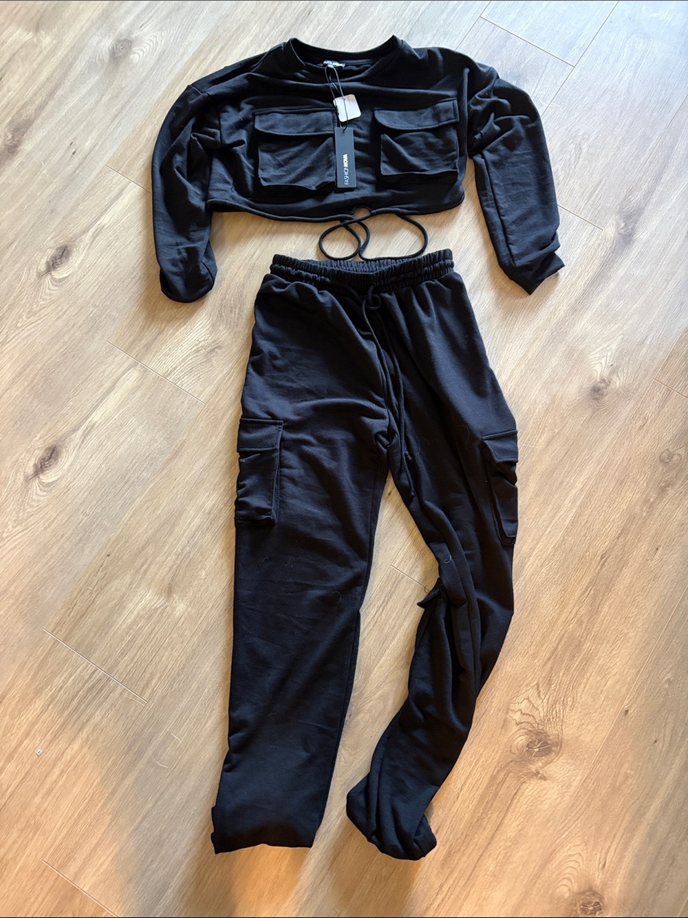 Fashion Nova Black Cropped Cargo Jogger Set